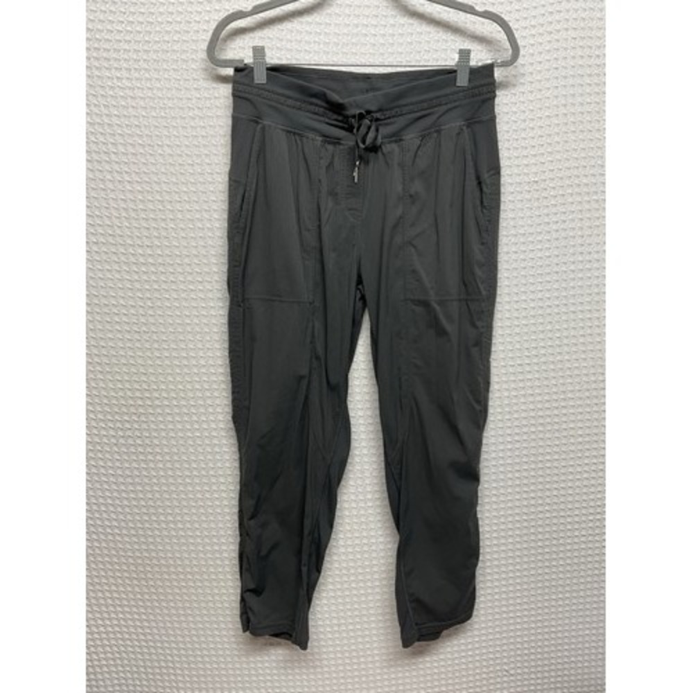 Lululemon Black Pinstriped Drawstring Waist Capri Pants Women Size 8